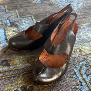 Biviel Black Leather Wood Platform Wedge Size 8